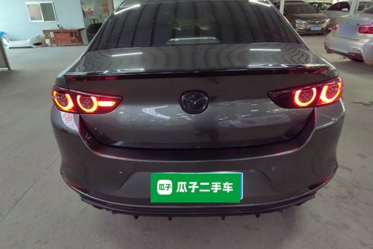 Used Mazda Mazda 3 Axela 2020 2.0L Automatic Luxury Version
