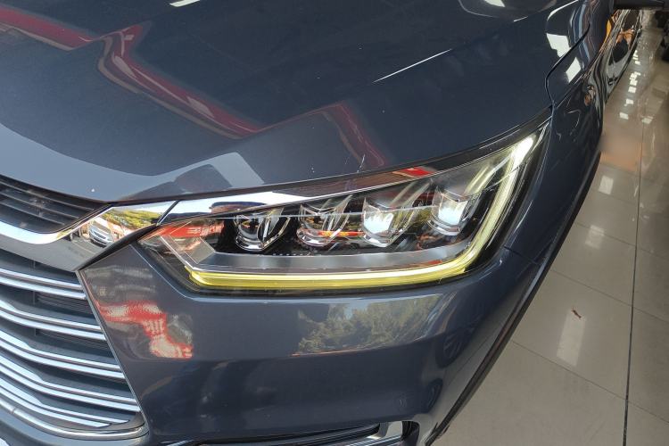 Used BYD Song New Energy 2019 Song DM 1.5TID Smart Connect Premium Model
