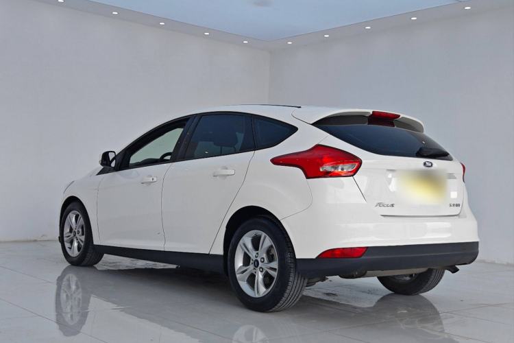 Used Ford Focus 2018 Hatchback Classic 1.6L Automatic Comfort Plus SmartDrive Edition
