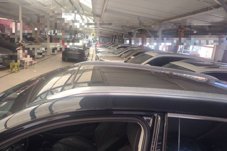 Used Hongqi HS5 2022 Revised Version 2.0T Smart Connect Flagship Edition
