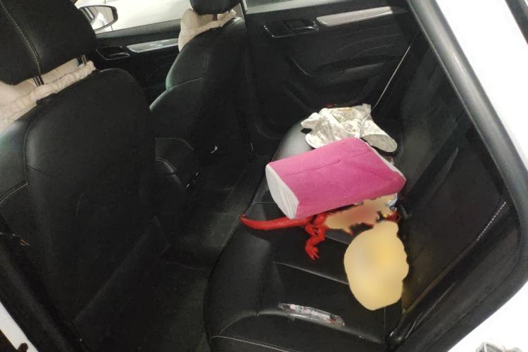 Used Roewe i6 New Energy 2017 45T Hybrid Connect & Smart Enjoyment Edition
