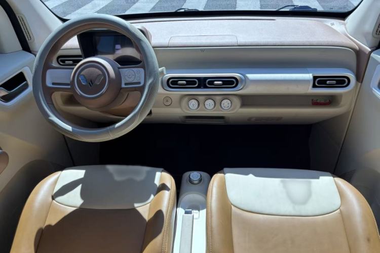 Used Wuling Hongguang MINIEV 2024 3rd Generation 215km Youth Edition