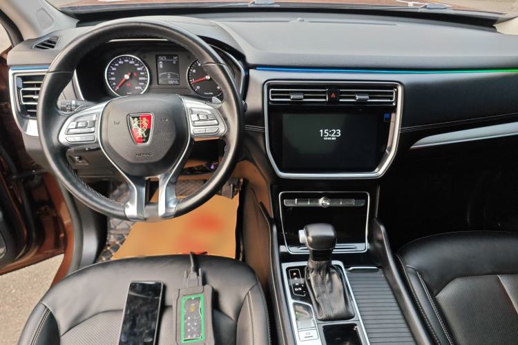 Used Roewe RX8 2018 30T Two-Wheel Drive Flagship Edition
