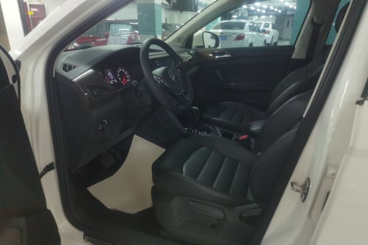 Used Volkswagen Tharu 2019 330TSI Four-Wheel Drive Luxury Edition China VI Standard
