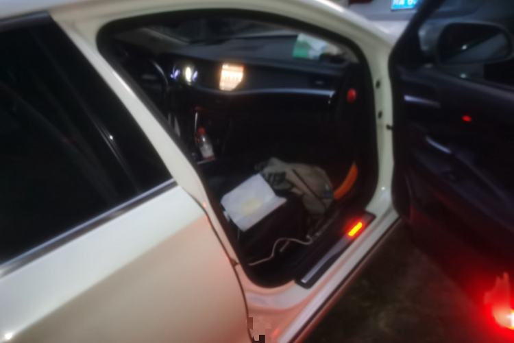 Used Geely Auto Emgrand GT 2015 1.8T Flagship Model
