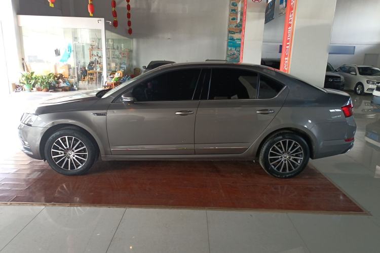 Used Skoda Octavia 2019 1.5L Automatic Luxury Edition