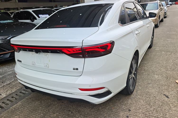 Used Geely Auto Emgrand 2022 4th Generation 1.5L CVT Flagship Model
