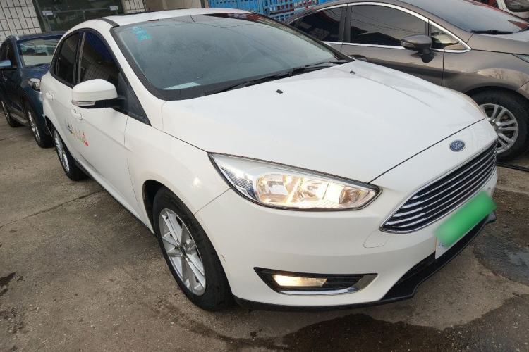 Used Ford Focus 2017 Sedan 1.6L Automatic Fashion Edition Smart Drive Version
