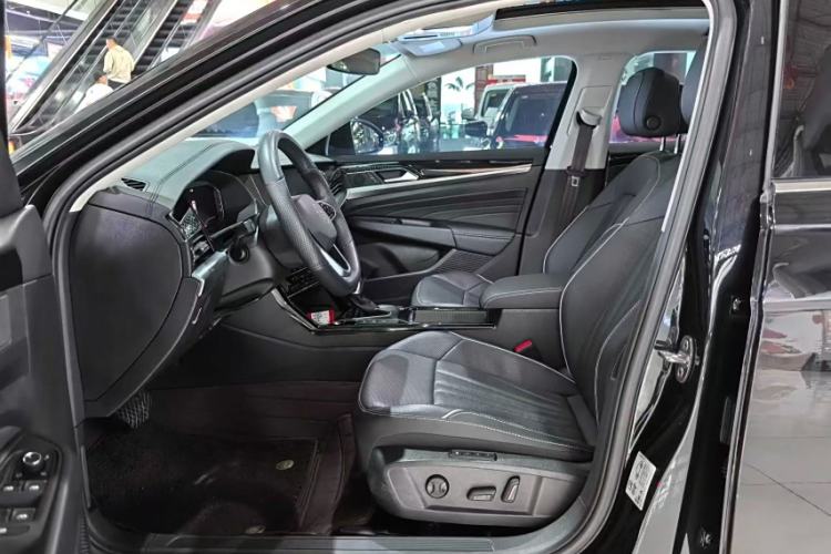 Used Volkswagen Passat 2024 330TSI Starry Elite Edition
