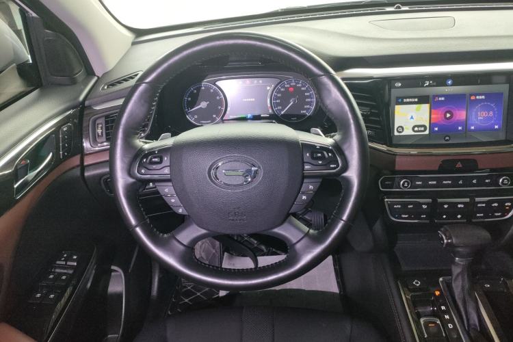 Used GAC Trumpchi GS8 2017 320T Two-Wheel Drive Luxury Smart Connectivity Version (7 Seats)
