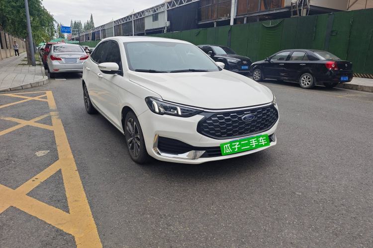 Used Ford Escort 2021 1.5L Automatic Diamond Edition
