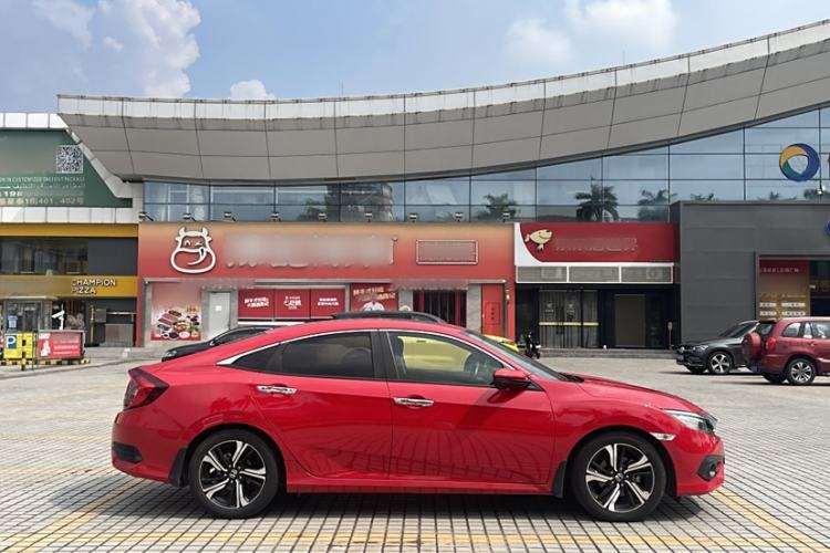 Used Honda Civic 2016 220TURBO CVT Prestige Edition
