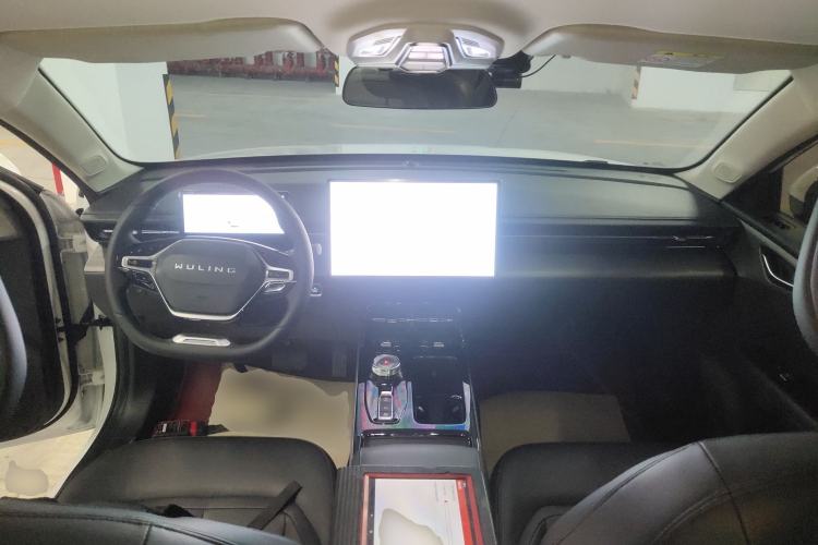 Used Wuling Xingguang 2023 150 Advanced Edition
