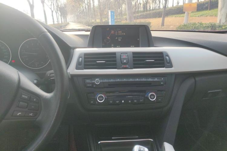 Used BMW 3 Series 2015 320Li Fashion Model