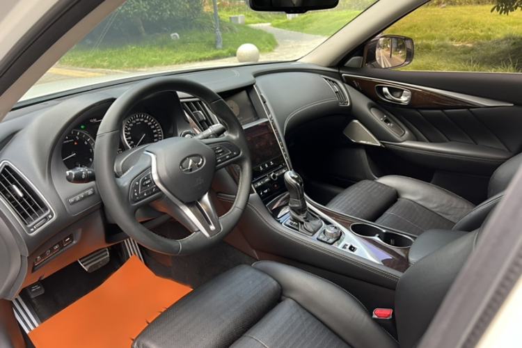 Used Infiniti Q50L 2018 2.0T Luxury Sport Edition China V Standard
