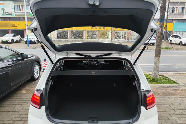 Used Volkswagen Golf 2020 200TSI DSG Comfortable and Ambitious Edition