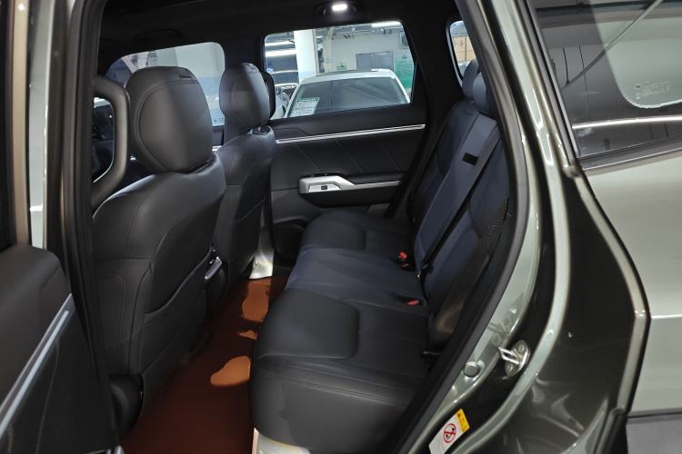 Used Deepal G318 2024 Four-Wheel-Drive Air Suspension Model
