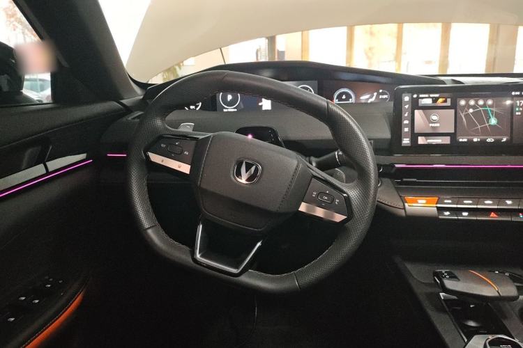 Used Changan UNI-V 2023 1.5T Prestige Model