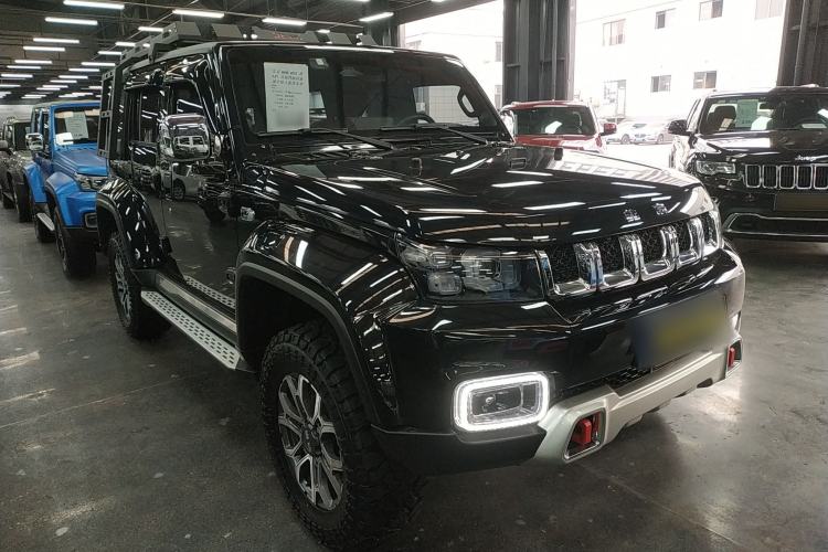Used  BJ40 2023 2.0T Automatic Four-Wheel Drive Urban Hunter Edition Chivalrous Type