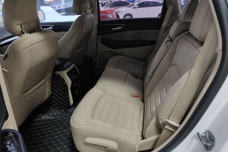 Used Ford Edge 2016 EcoBoost 245 Two-Wheel-Drive Titanium 5-Seater
