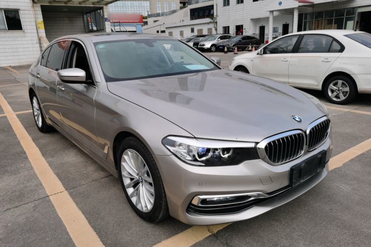 Used BMW 5 Series 2019 525Li Luxury Package
