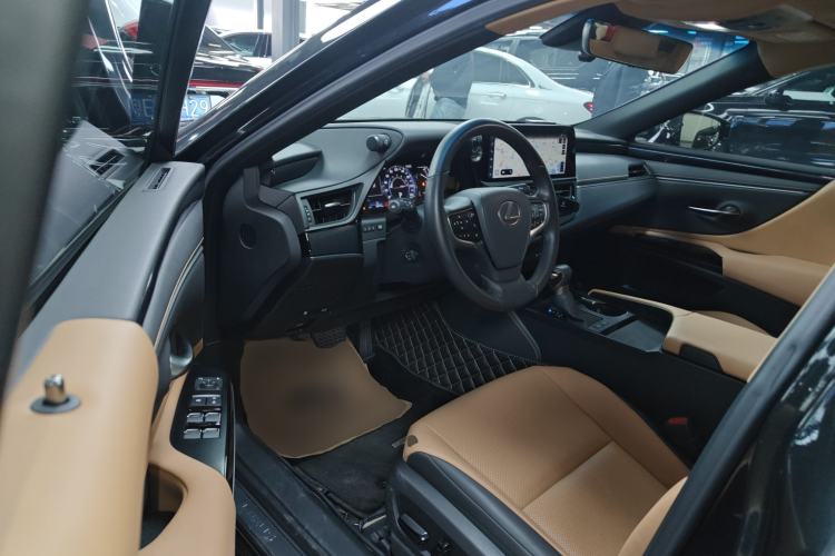 Used Lexus ES 2023 200 Excellence Edition