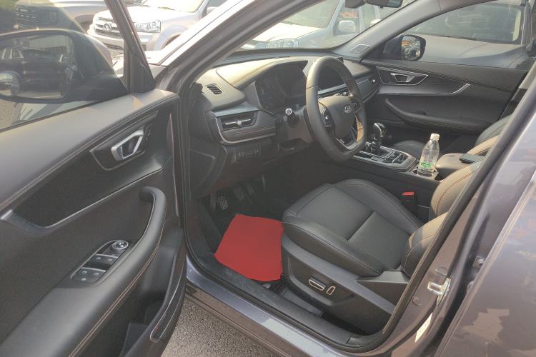 Used Chery Tiggo 8 2024 Honor Edition 230TCI Manual Advanced Version 5 Seats
