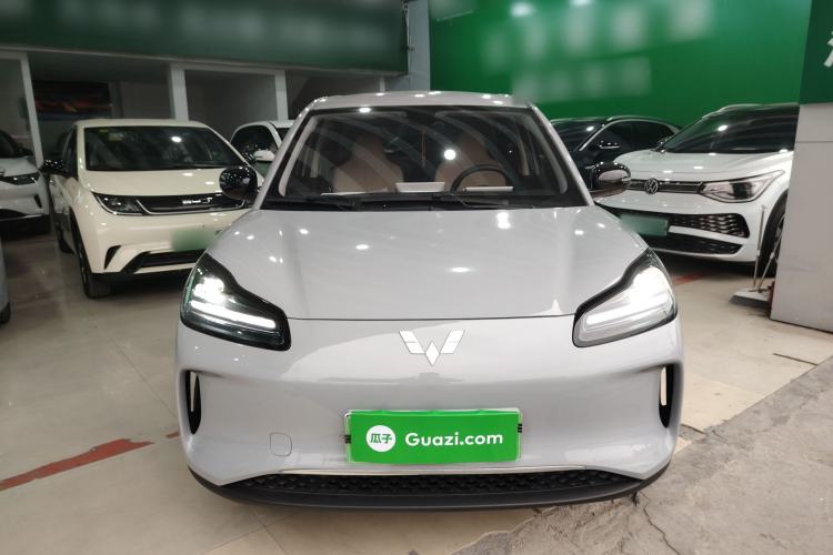 Used Wuling Bingo PLUS 2024 330 km Range Five-Seater Version
