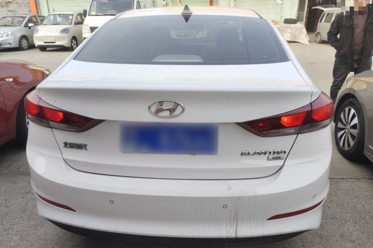 Used Hyundai Elantra 2016 1.6L Automatic ZhiXuan – Elite Version
