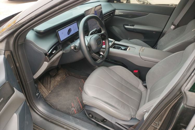 Used Lynk & Co 07 2024 EM-P 126 Long-Range Ultra
