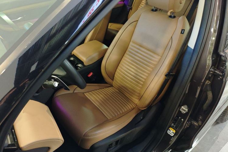 Used Land Rover Discovery Sport 2024 Luxury Custom Edition