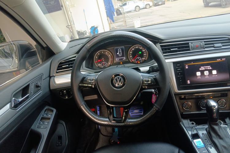 Used Volkswagen Lamando 2021 230TSI DSG Fashion Edition
