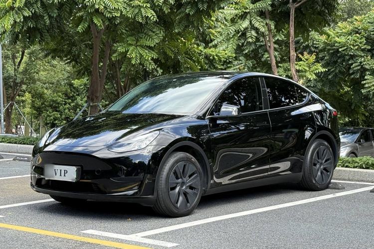 Used Tesla Model Y 2023 Rear-Wheel-Drive Version
