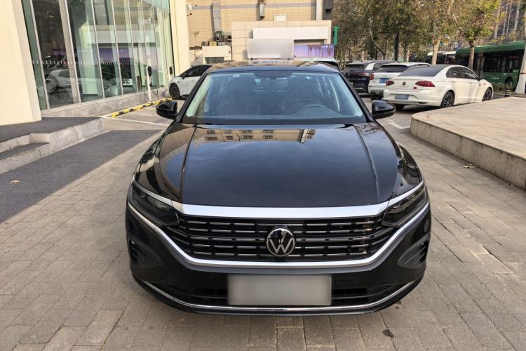 Used Volkswagen Passat 2024 380TSI Dragon Edition
