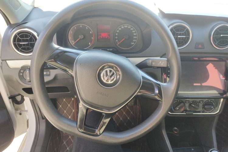 Used Volkswagen Jetta 2017 1.5L Manual Comfort Model

