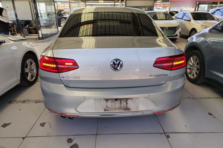 Used Volkswagen Magotan 2018 330TSI DSG Advanced Model
