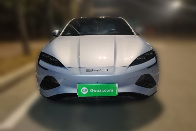 Used BYD Seal 2022 550 km Standard Range Rear-Wheel Drive Elite Version