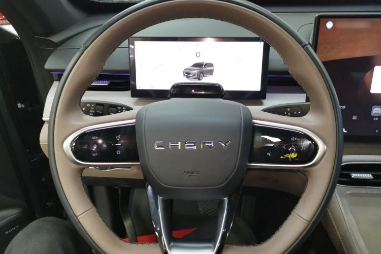 Used Chery Tiggo 8 PLUS 2025 290TGDI DCT Prestige 5-Seater
