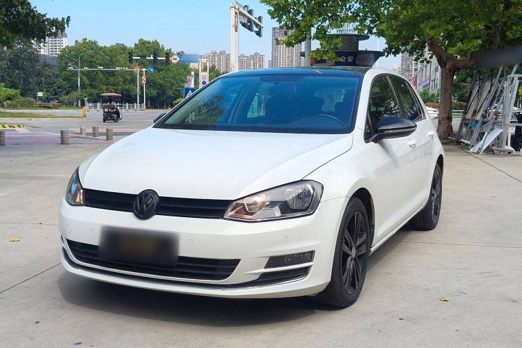 Used Volkswagen Golf 2017 230TSI Automatic Comfort Edition – Celebrating Milestone of One Million Units
