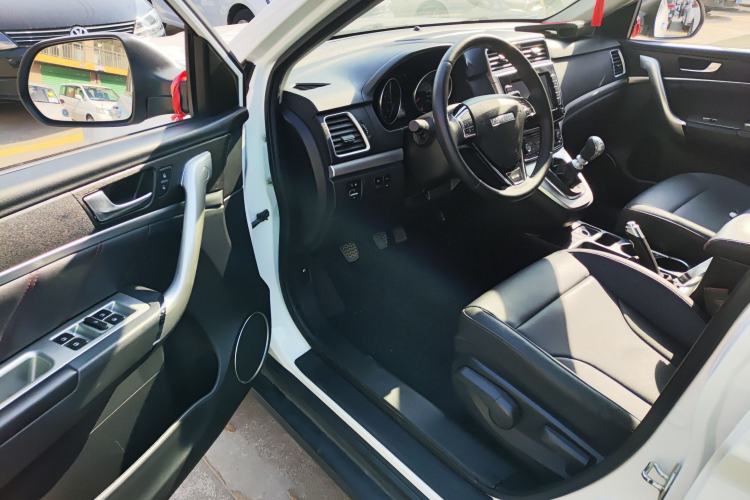 Used Haval M6 2019 1.5T Manual Two-Wheel Drive Elite Version China VI Standard
