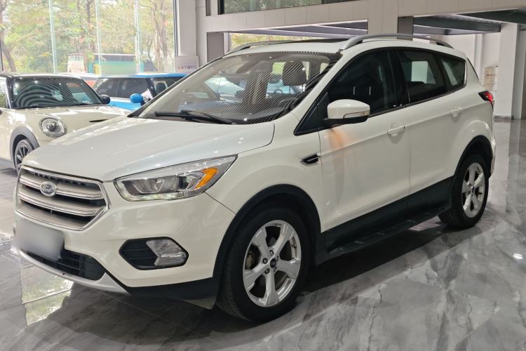 Used Ford Kuga 2018 EcoBoost 180 Two-Wheel-Drive Platinum Edition