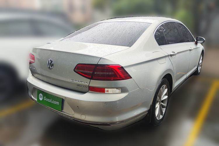 Used Volkswagen Magotan 2018 330TSI DSG Advanced Model
