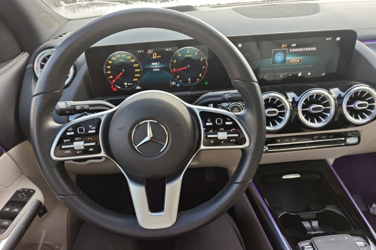 Used Mercedes-Benz GLA 2020 GLA 200 4MATIC
