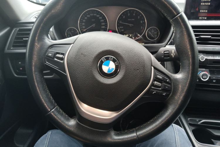 Used BMW 3 Series 2017 320Li Fashion Model
