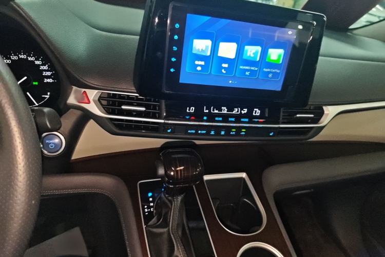 Used Toyota Sienna 2021 2.5L Hybrid Luxury Edition
