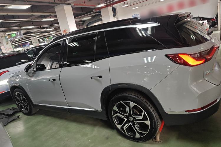 Used Nio ES8 2020 415 km Signature Edition 6-Seater Version
