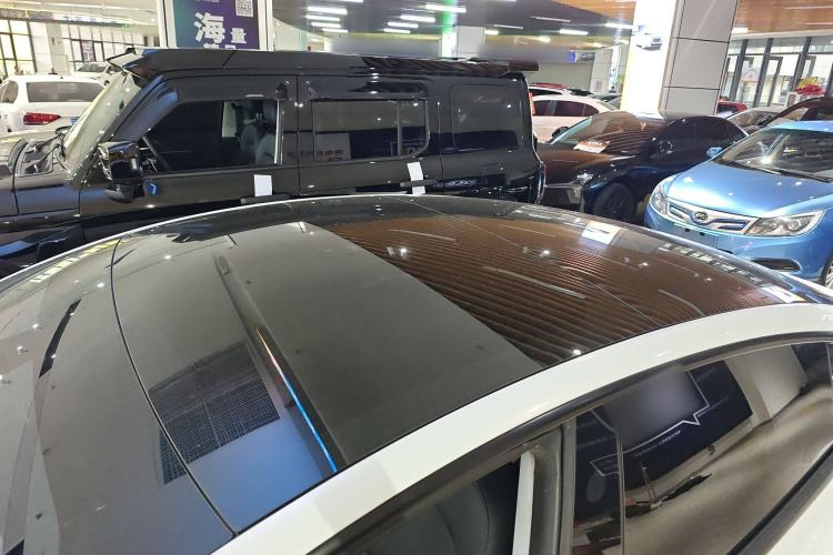 Used Tesla Model 3 2023 Long-Range All-Wheel-Drive Version
