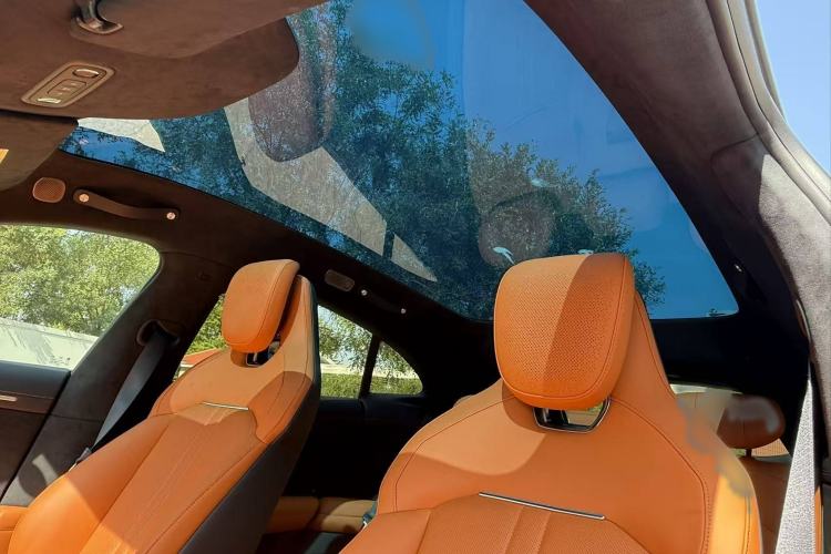 Used  YU7 2025 Ultra-Long Range High-Performance All-Wheel-Drive Max Edition
