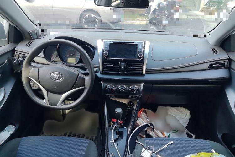 Used Toyota YARiS L 2015 1.5E Automatic Charm Edition