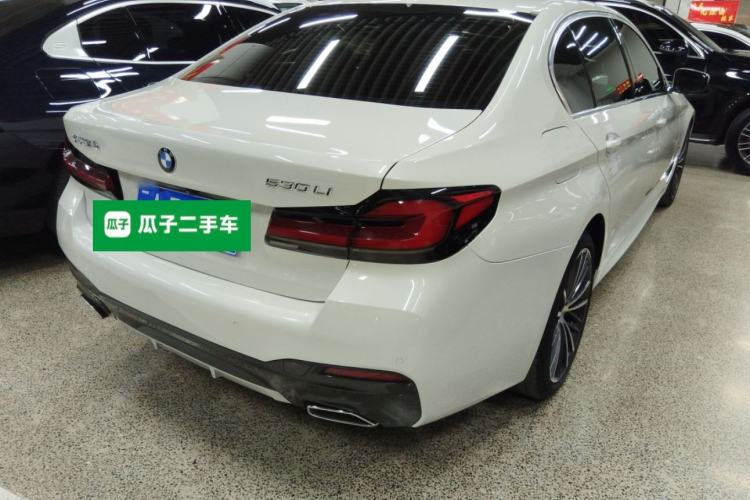 Used BMW 5 Series 2021 Facelifted 530Li Leading Edition M Sport Package
